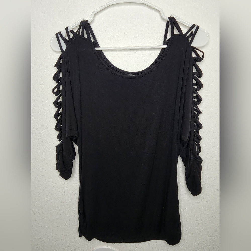 Black Shirt Cut Out Ripped Top Size Small Brand Heartsoul